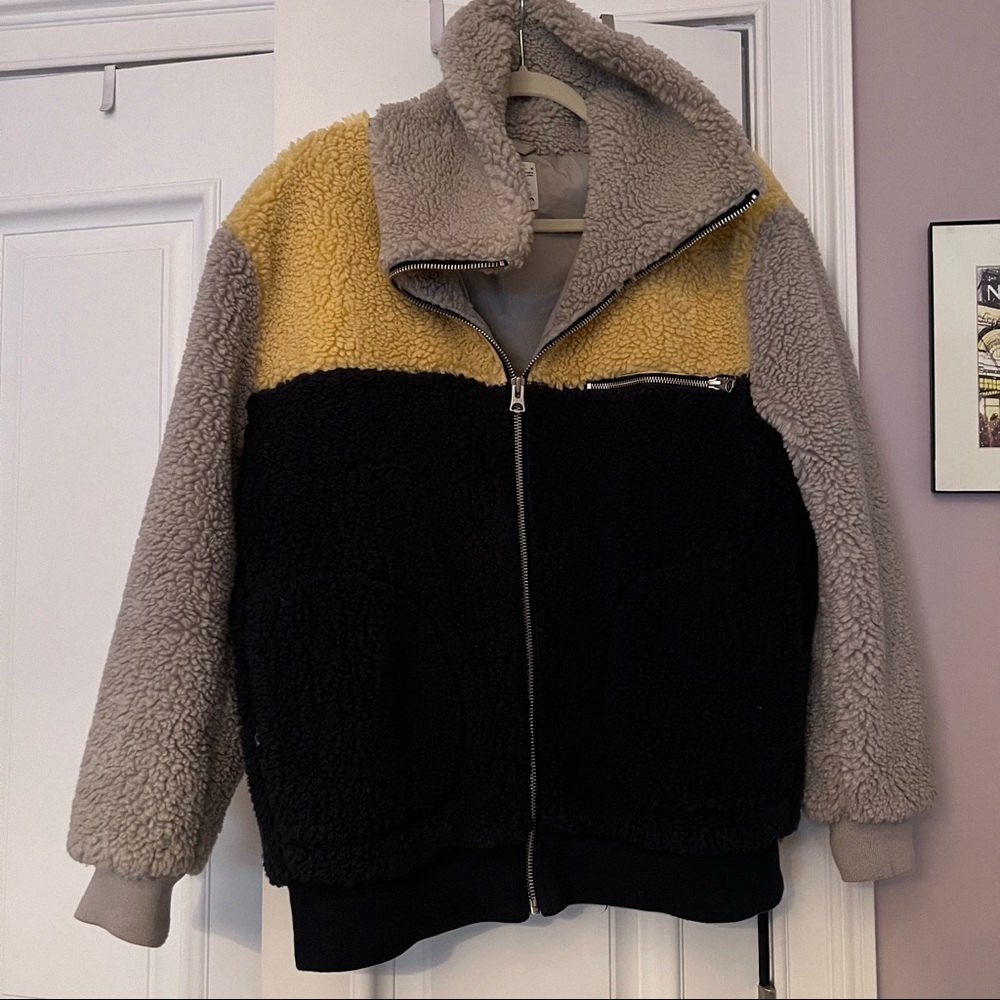 Aritzia- Wilfred Free Teddy Zip-Up Sherpa Bomber Jacket